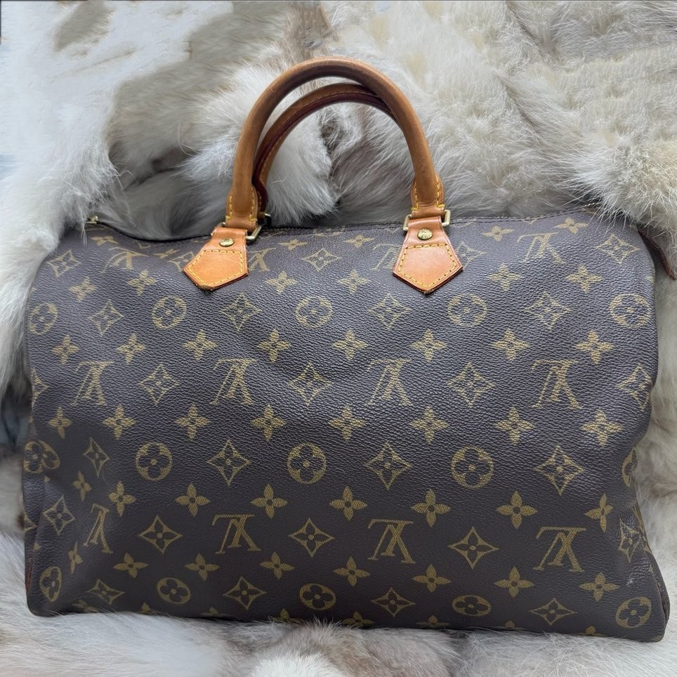 Louis Vuitton  Speedy 35 Boston Bag Monogram  LV Authentic #204