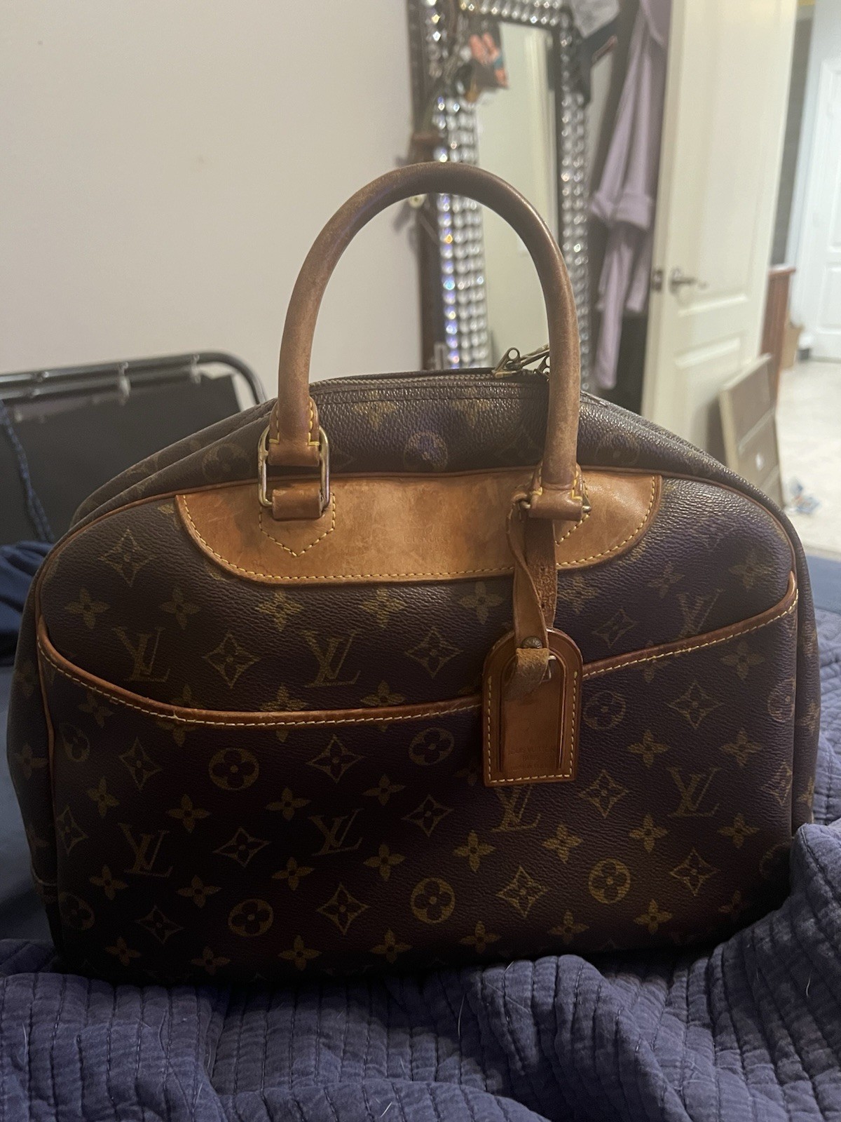 Louis vuitton vintage Deauville monogram handbag Authentic