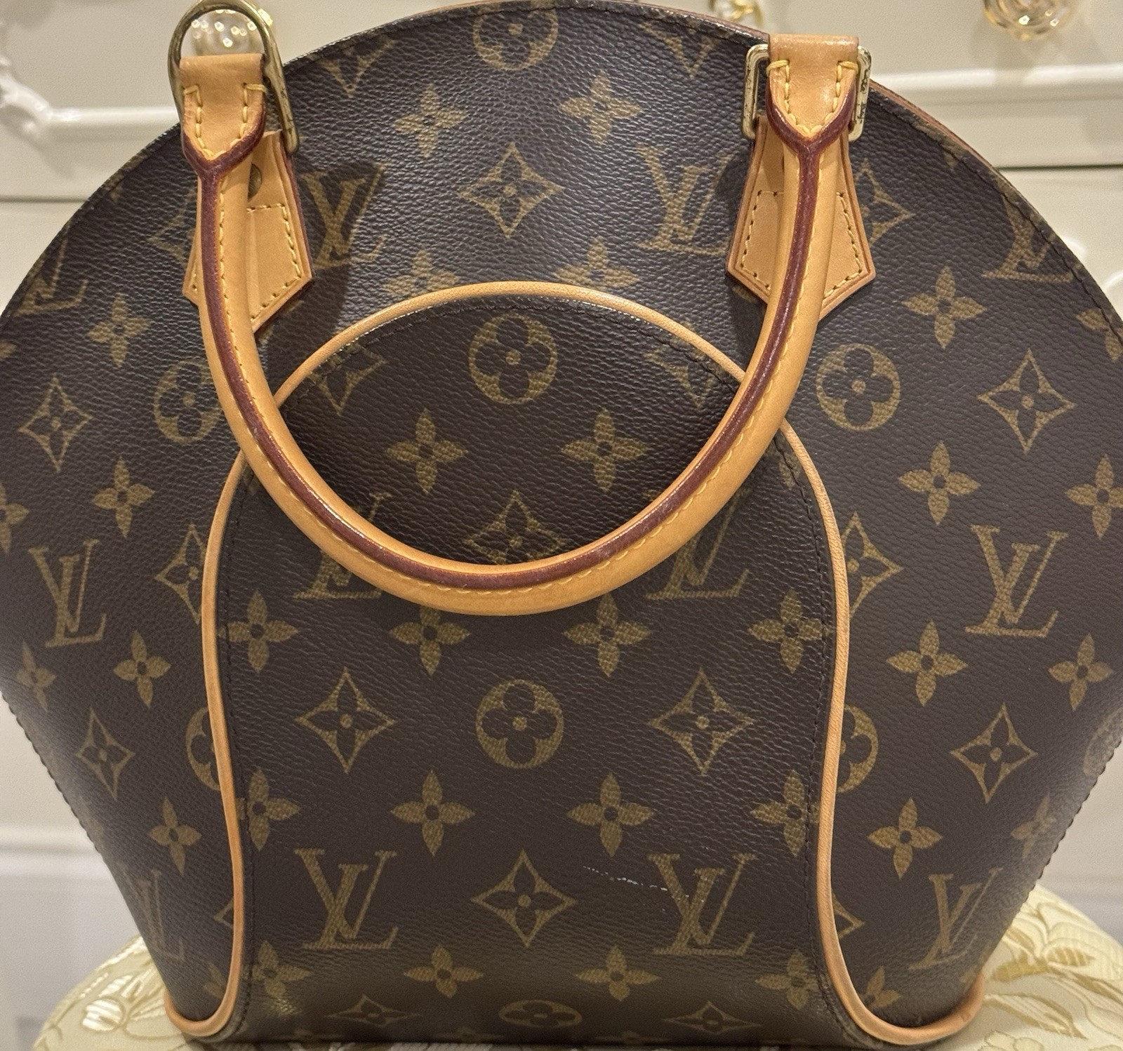 LOUIS VUITTON Ellipse PM Monogram Leather Handbag M51127 Authentic【Condition:S】