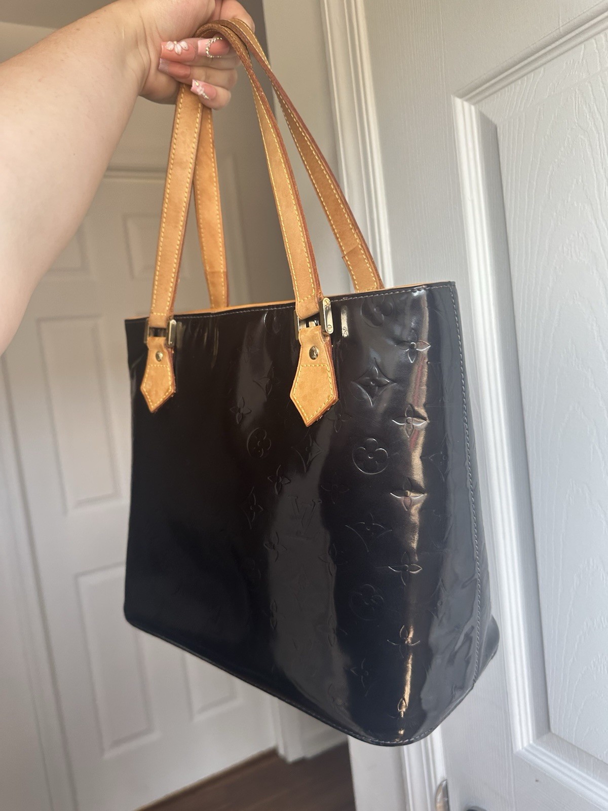 Louis Vuitton Vernis Handbag Authentic