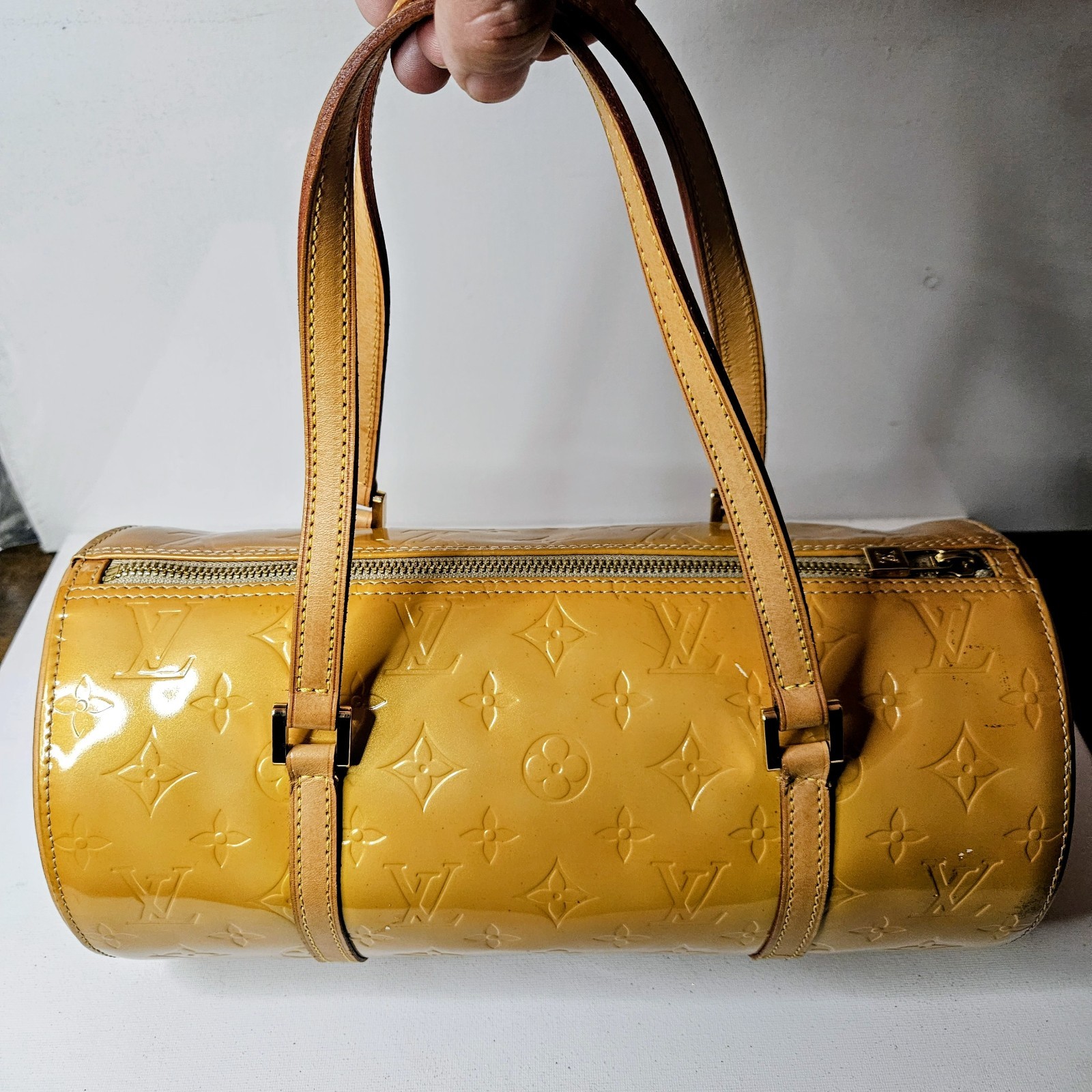 Louis Vuitton Vernis Bedford Hand Bag  Vernis Monogram Yellow Date Code:VI0060