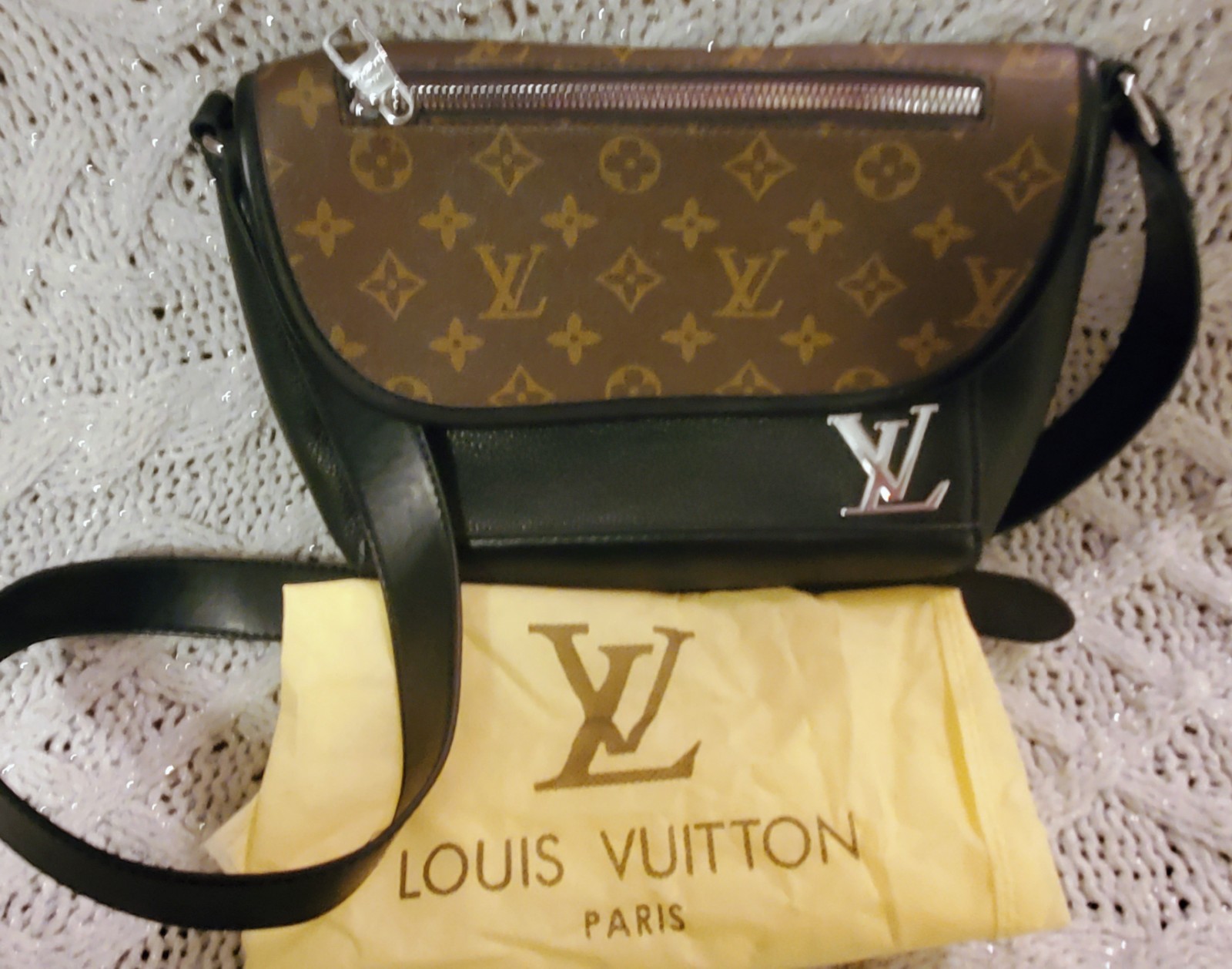 Louis Vuitton Monogram Adjustable Shoulder/Crossbody Strap. Never Used.