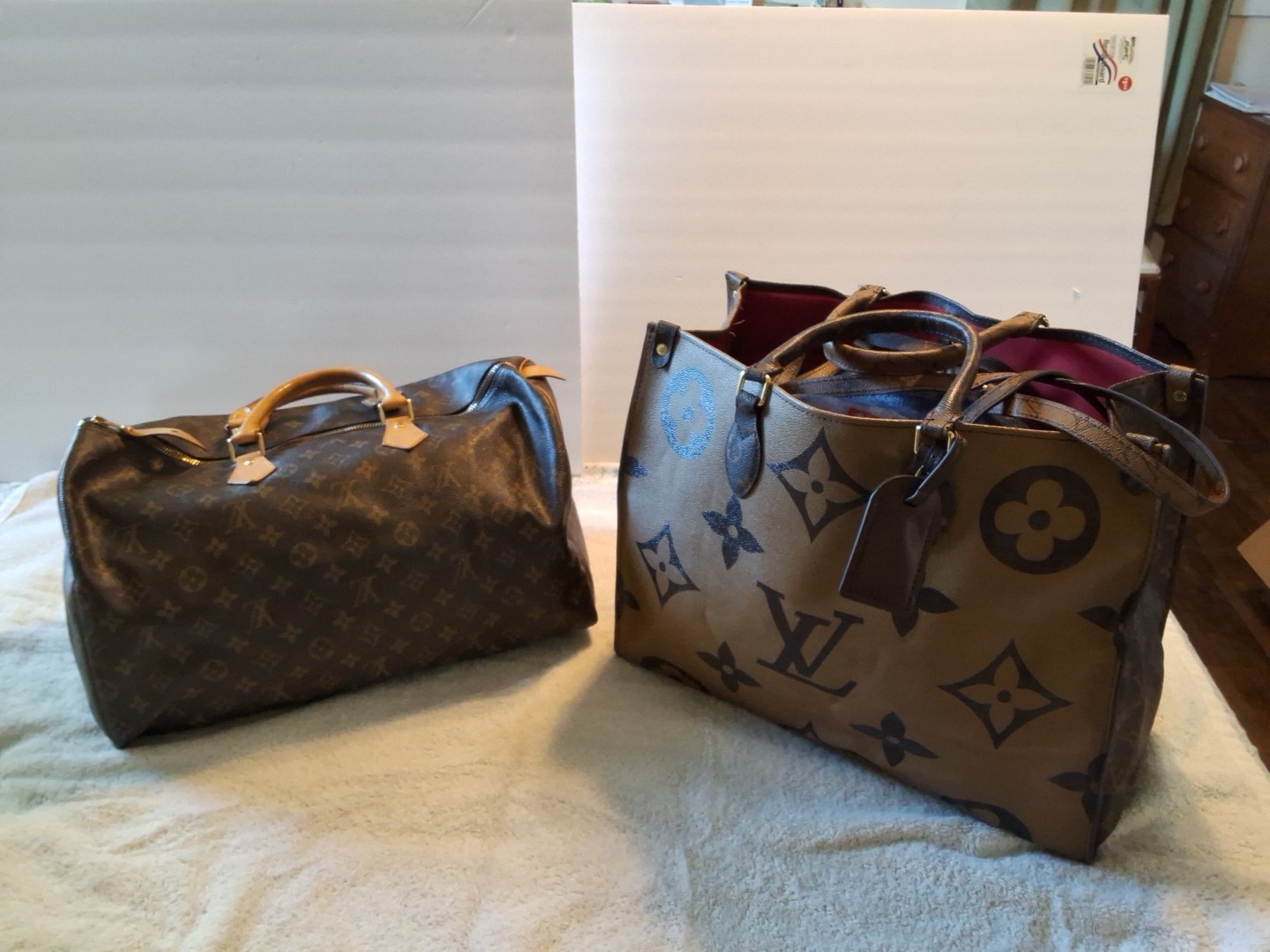 Louis Vuitton Hand Bags Bundle