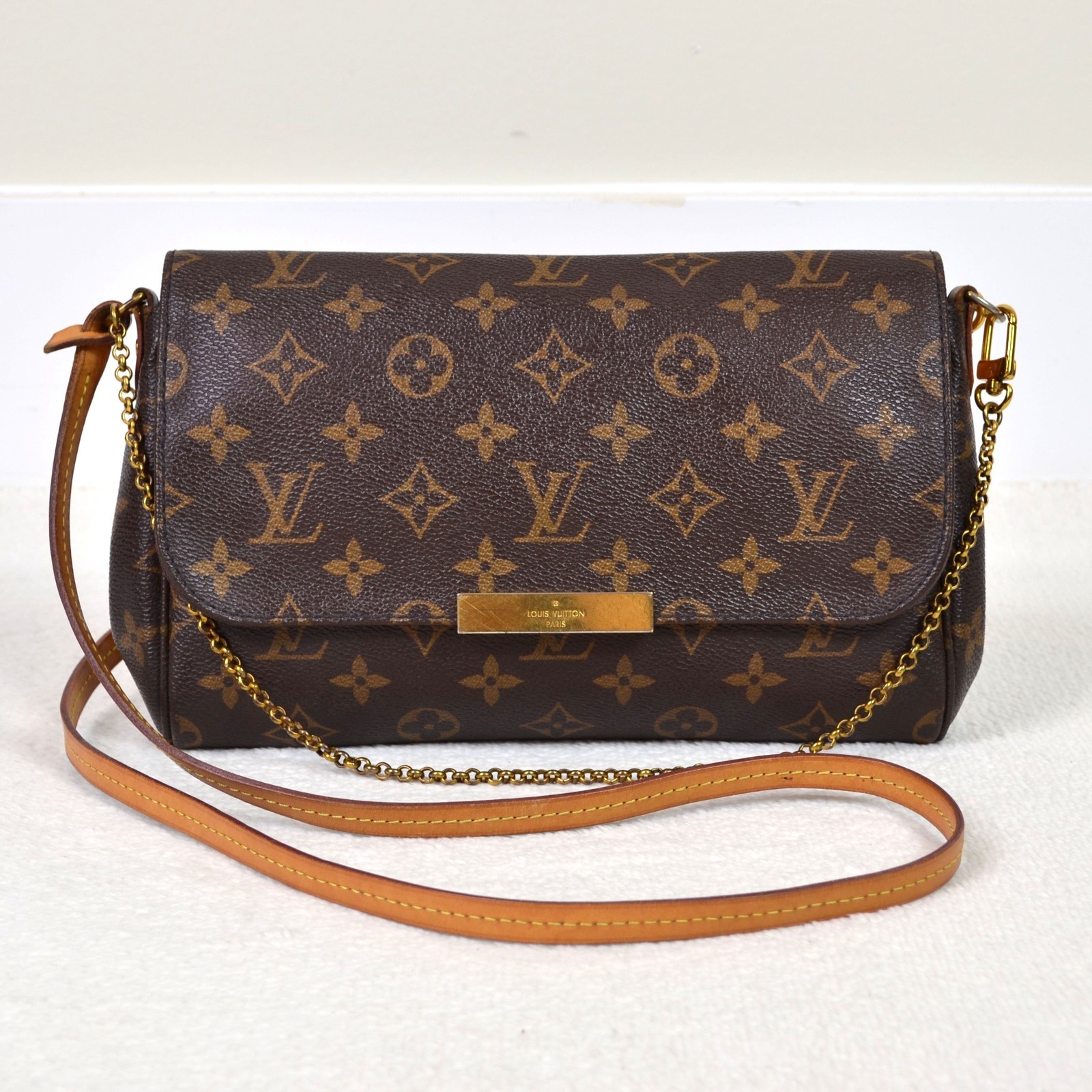 Louis Vuitton Favorite MM Monogram Leather Crossbody Shoulder Bag Handbag Purse