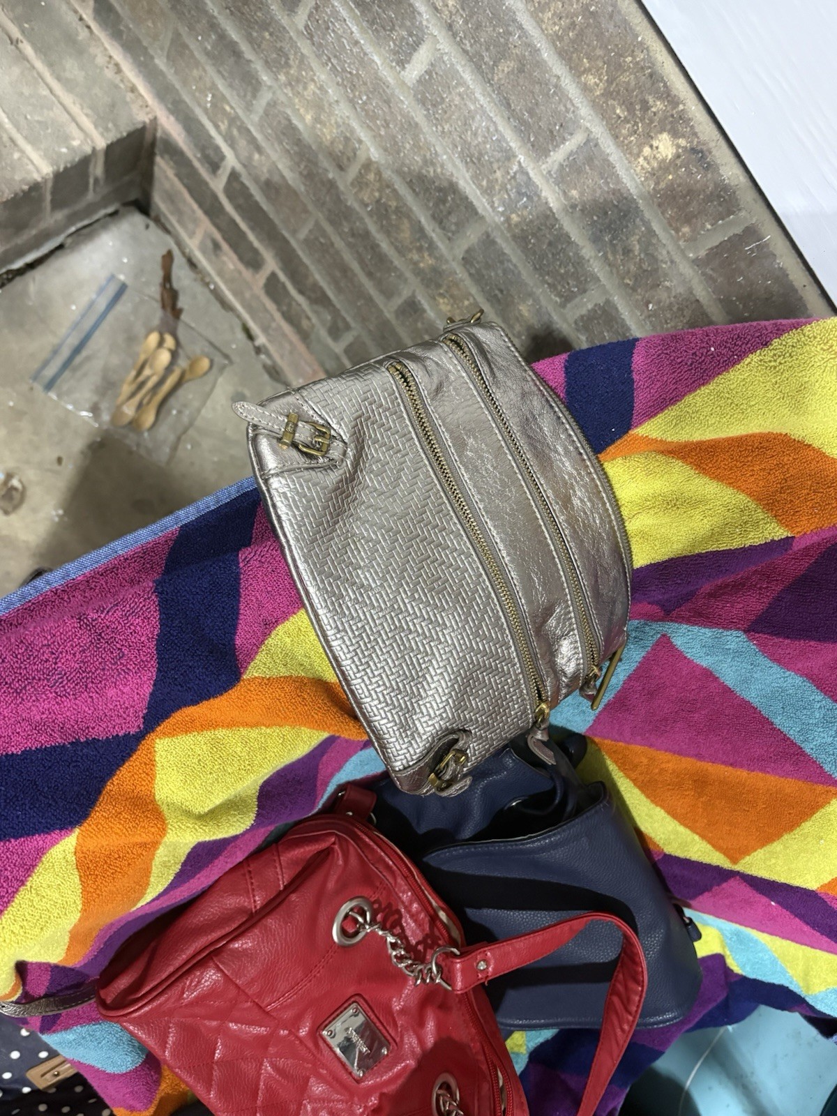 Louis Vuitton, Michael Kors, Coach, DKNY Women’s Designer Handbags Lot