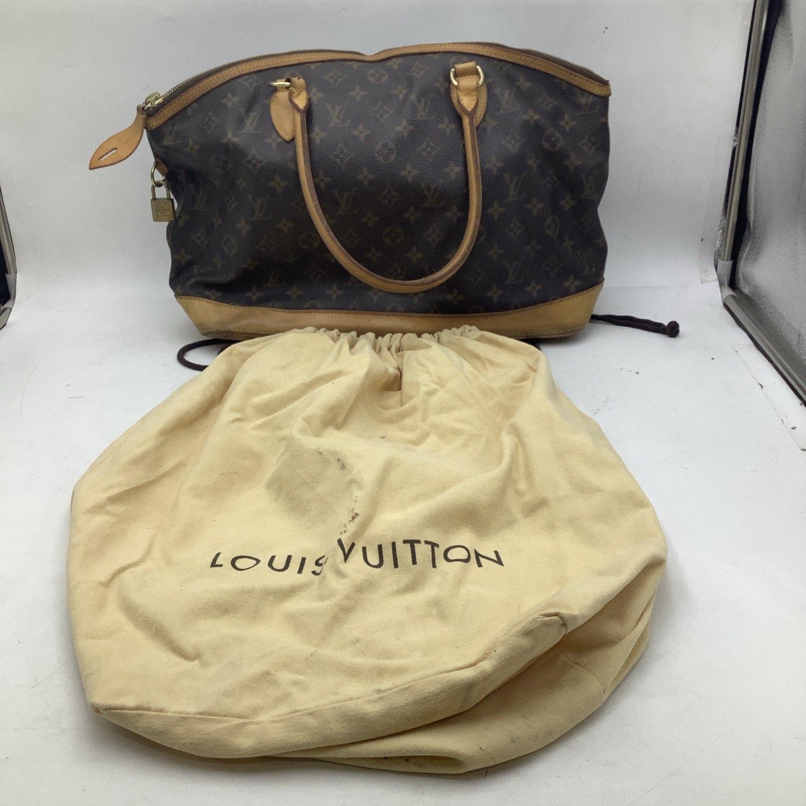 Authentic LOUIS VUITTON Monogram Lock it Horizontal Hand Bag W/ Cloth Bag