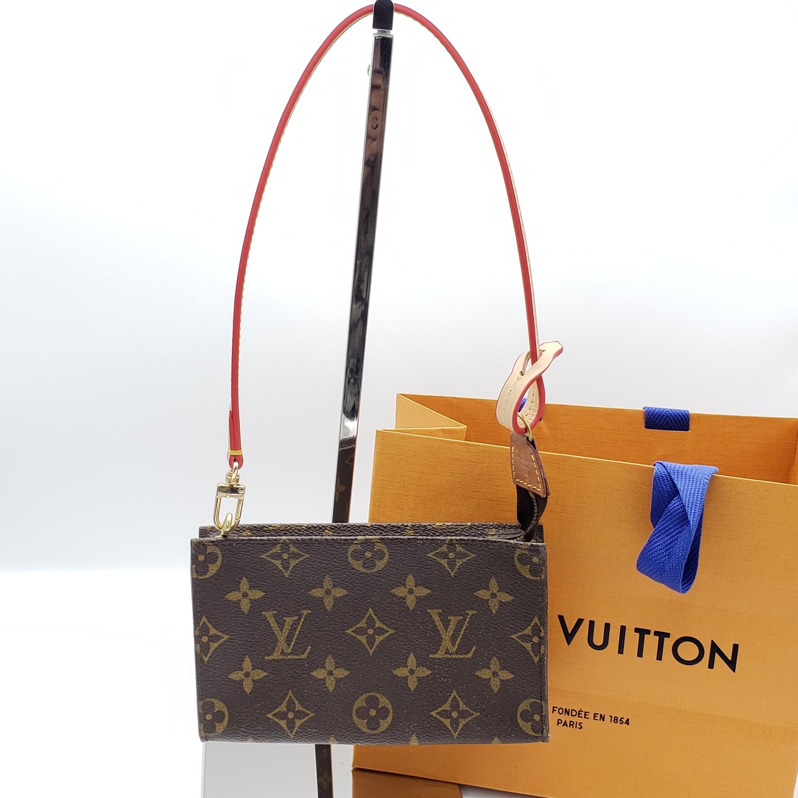 Authentic Louis Vuitton Monogram Bucket PM Pouch Handbag/ Shoulder Bag